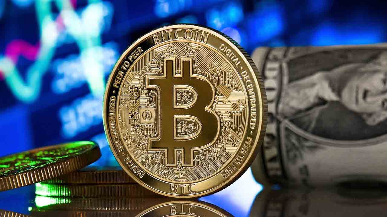 Bitcoin Powers its Way to 43,295 After War Setbacks
