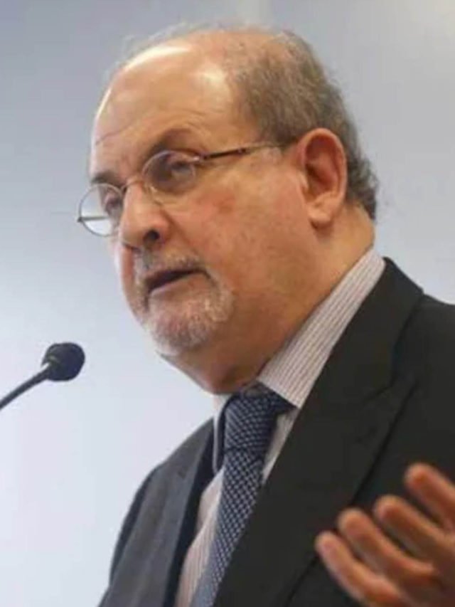 Salman Rushdie attacked in New York